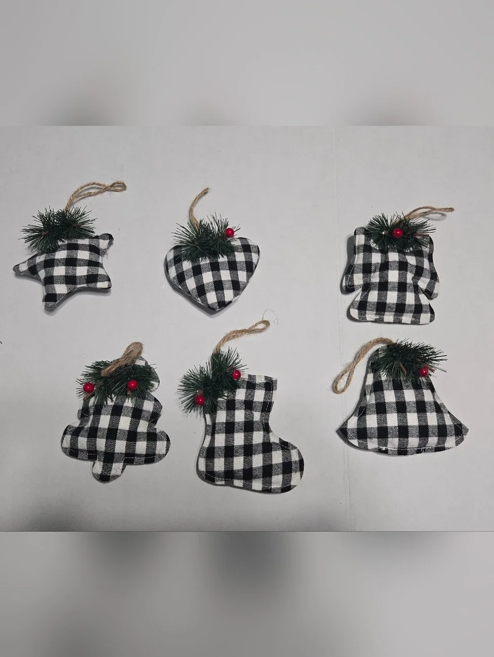 Set of 6 Holiday Style Buffalo Plaid Christmas Ornaments